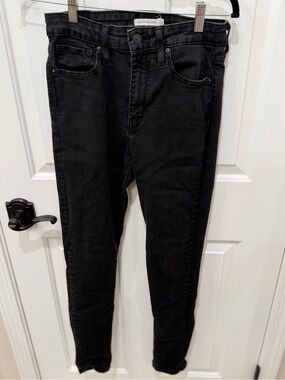 Levi's Black High-Rise Skinny Jeans